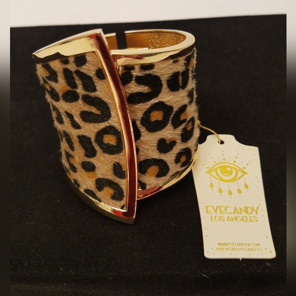 NWT Eye Candy Los Angeles Leopard Cuff Bracelet
